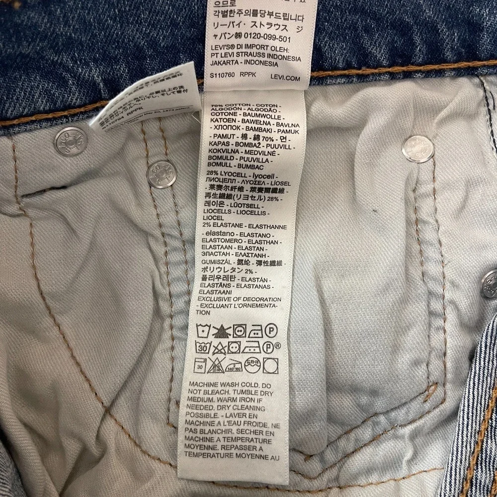 Levis Jeans Mens 32x32 Blue 511 Slim Fit Medium Wash Stretch Denim Grunge Punk